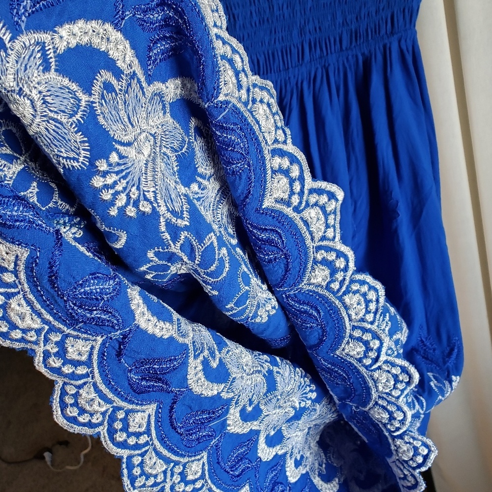 Beach by Exist embroidered blue/white dress. - Picture 5 of 7
